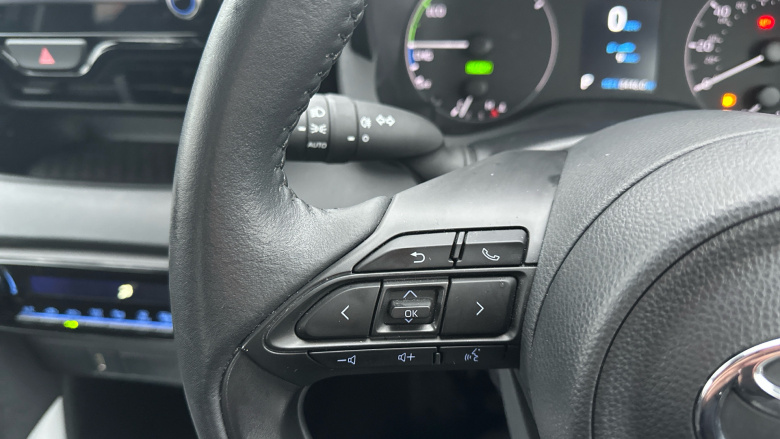 Toyota Yaris 1.5 Hybrid Icon 5dr CVT Hybrid Hatchback